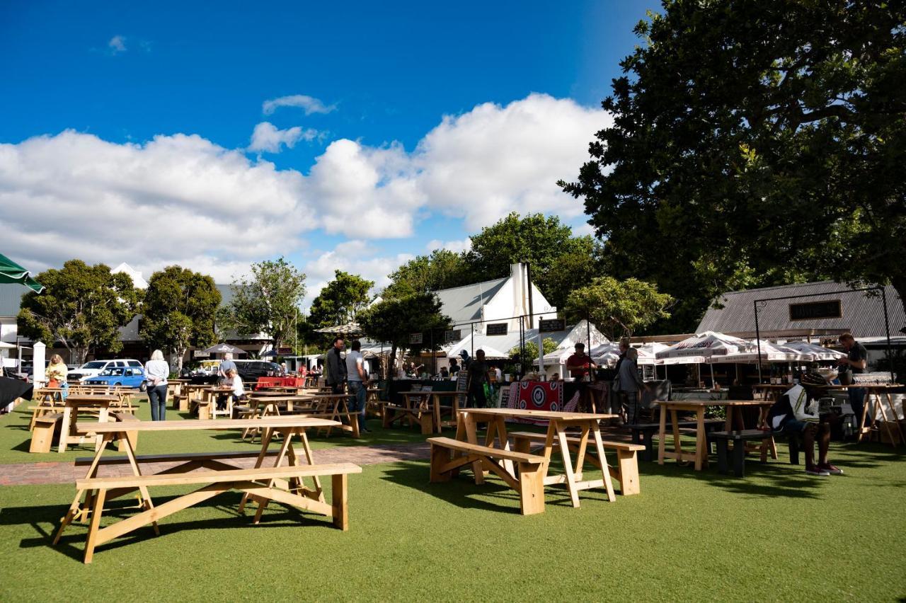 Noordhoek Village Hotel Экстерьер фото